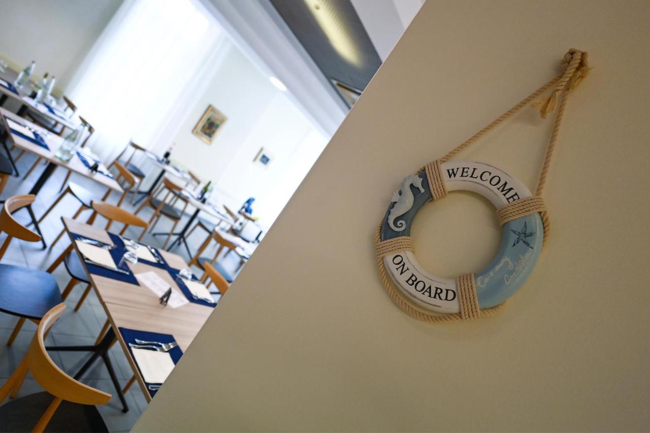 Hotel Torretta Cattolica Luaran gambar