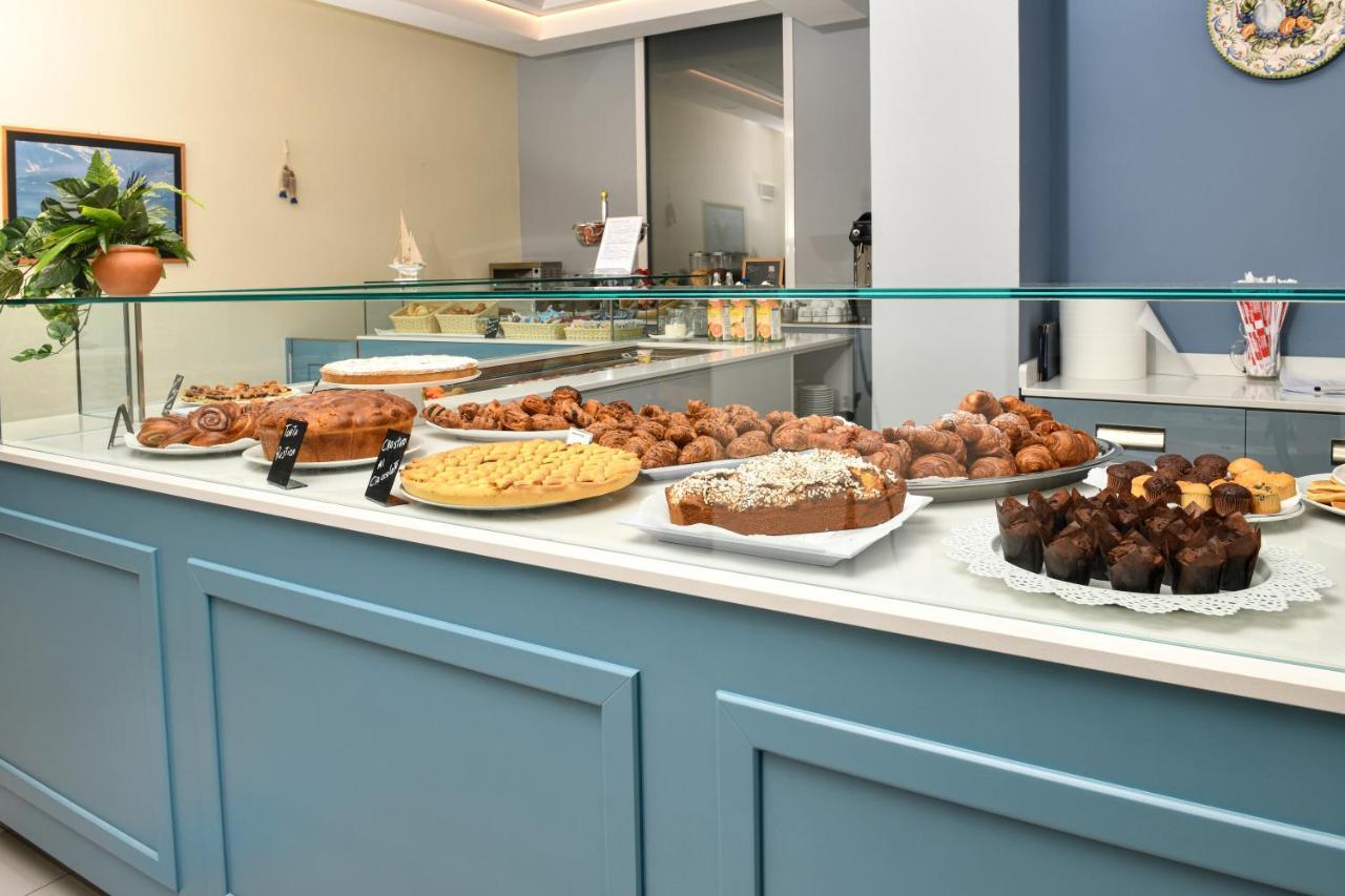 Hotel Torretta Cattolica Luaran gambar