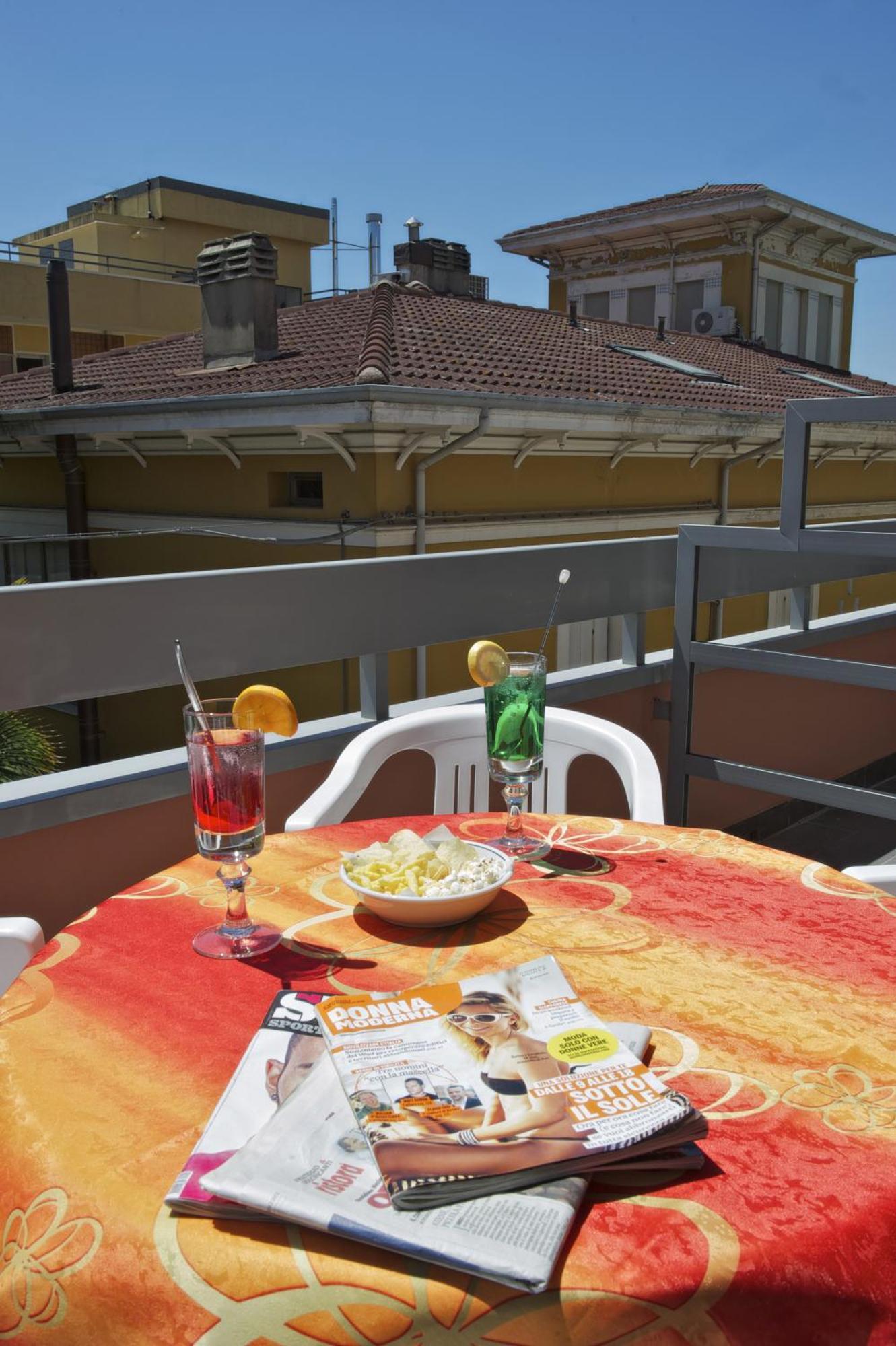 Hotel Torretta Cattolica Luaran gambar