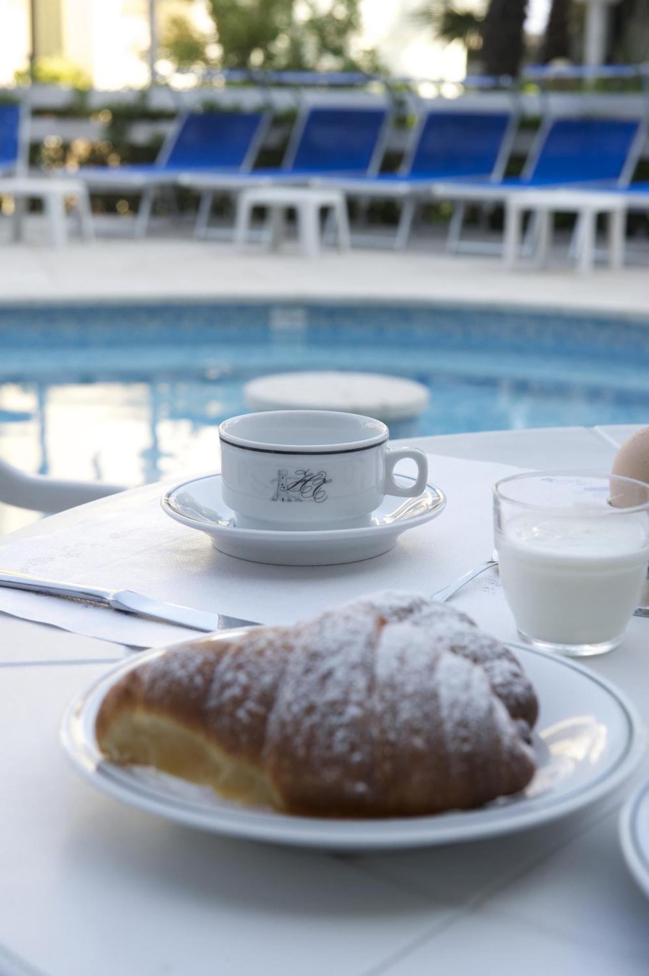 Hotel Torretta Cattolica Luaran gambar