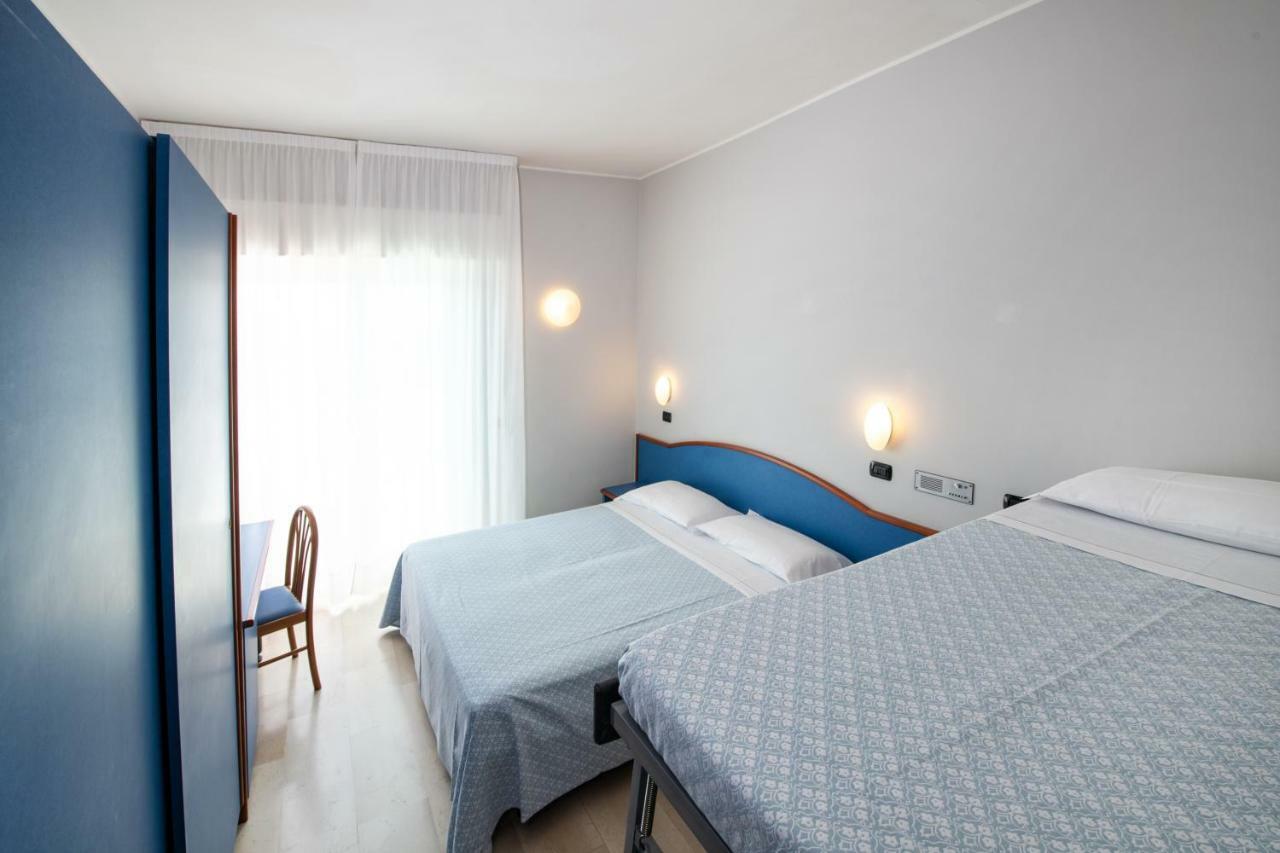 Hotel Torretta Cattolica Luaran gambar
